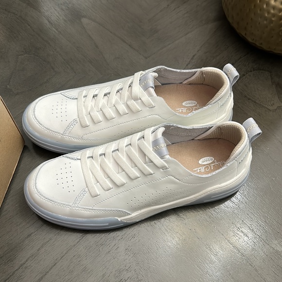 DR. SCHOLL'S ORIGINAL COLLECTION Women's Feelin Free Slip-on Sneakers - Picture 9 of 13